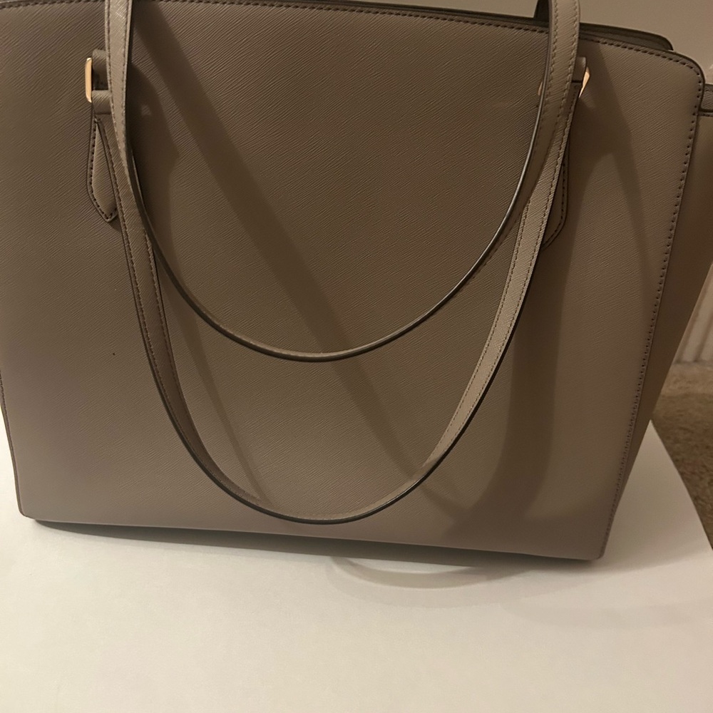 Tory Burch Tan Laptop Bag with Spacious Design